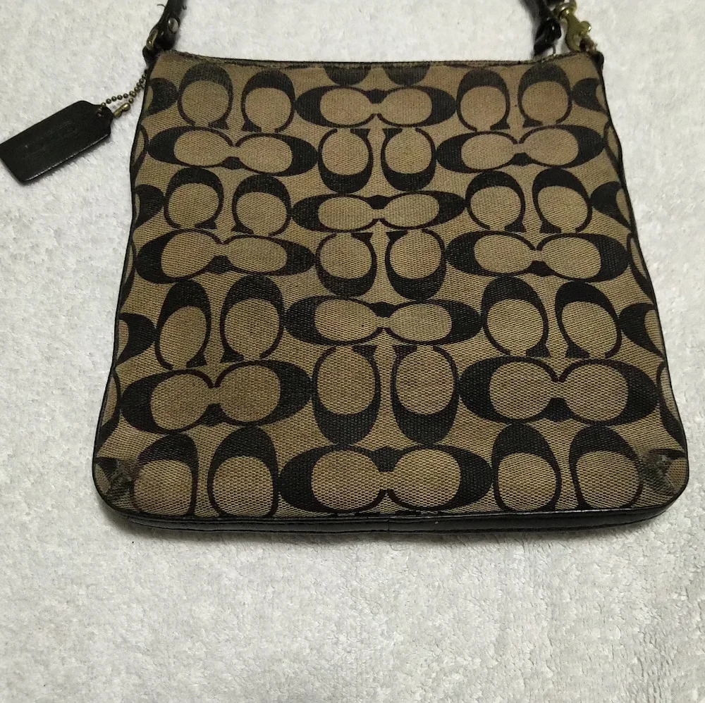 Authentic Coach Bkack Crossbody Purse